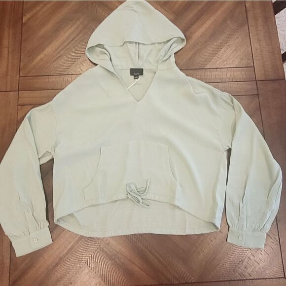 Lumiere Light weight sage green hoodie with pockets Large - Picture 1 of 7